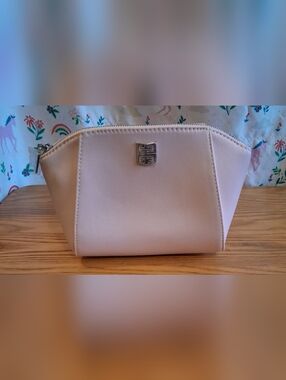Givenchy Iconic Nude Pink Travel Cosmetic Beauty Makeup Pouch Bag